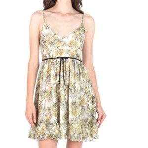NWT Secret Mission Women's Super Natural Benazir Floral Mini Dress. Size…